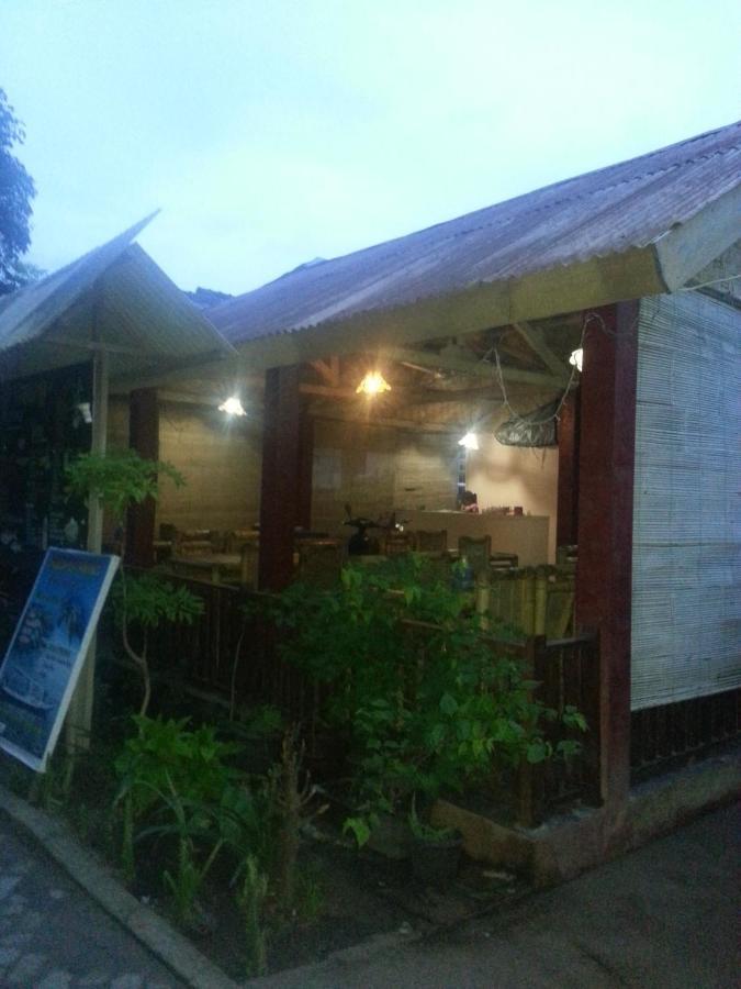 Family Bungalow Gili Meno Ngoại thất bức ảnh